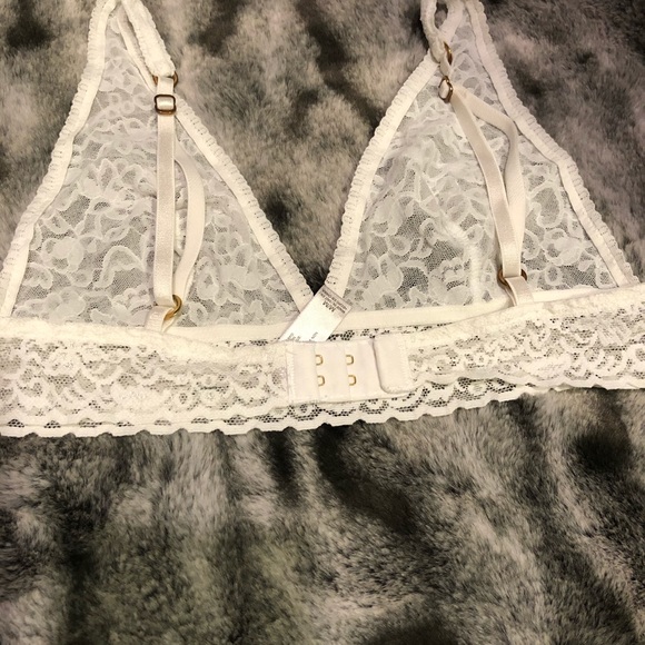 Bralettes - Picture 3 of 8